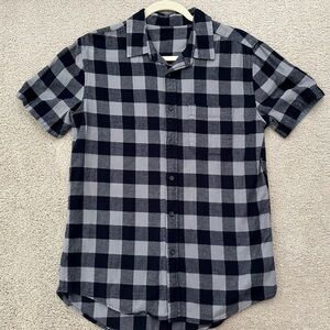 Navy Blue & Grey Buffalo Plaid Checkered Flannel Short Sleeve Button Down Shirt